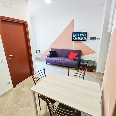 What An Up Apartment Milan Bagian luar foto